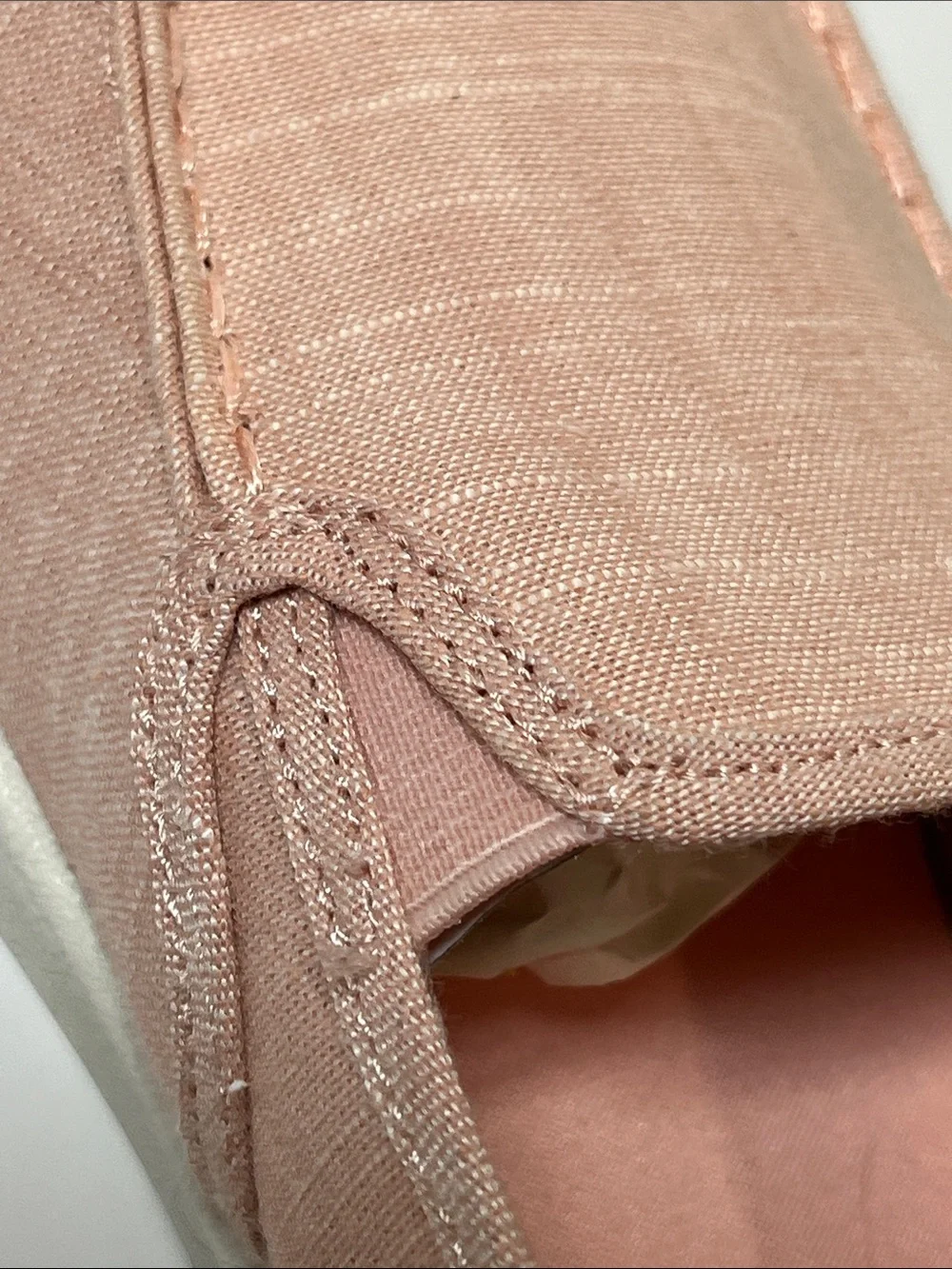 NWT Moc Toe Surf Shoe Light Pink Size 9.5